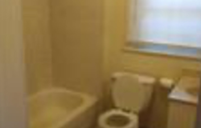 319 N. 33rd St.