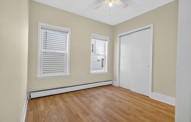 4 beds, 1 bath, 1,285 sqft, $3,000, Unit 2