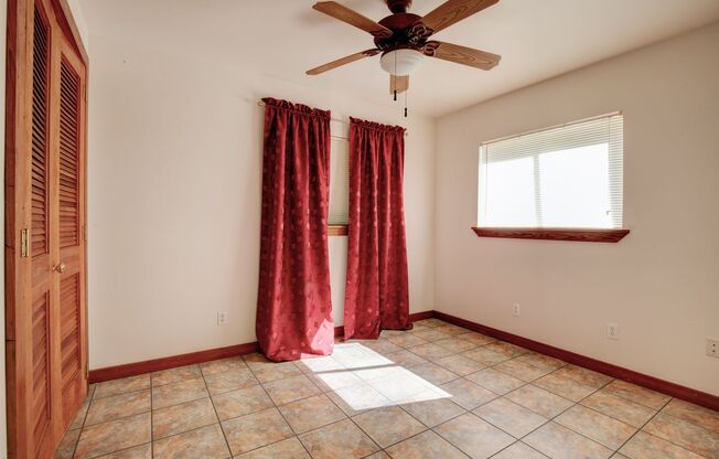 2 beds, 2 baths, $1,800