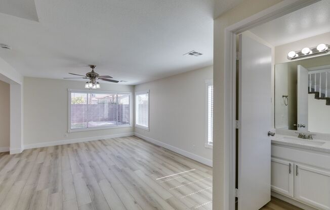 WHITNEY RANCH FRESHLY UPDATED 4 BEDROOM HOME WITH LARGE BACKYARD