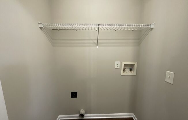 1 bed, 1 bath, 871 sqft, $1,175, Unit 2768-4