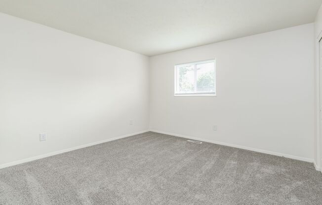 2 beds, 1.5 baths, 950 sqft, $1,400, Unit H