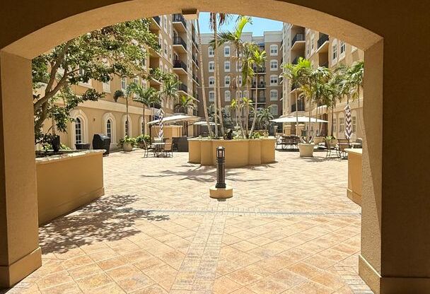 2 beds, 2 baths, $2,750, Unit # 1635
