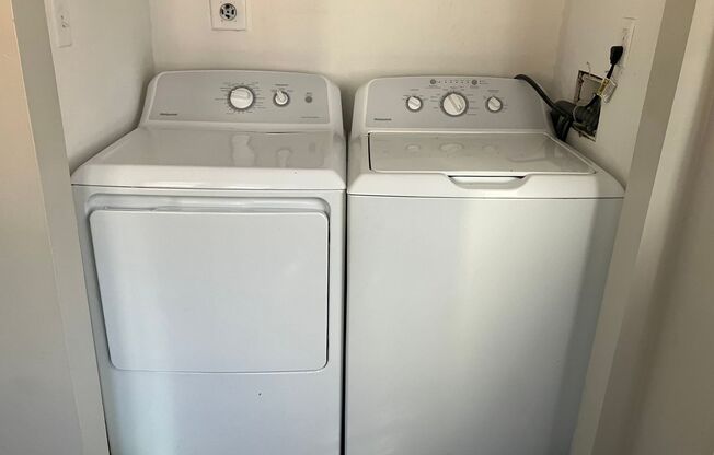 Three Bedroom Condo - Centrally Located Suffolk!