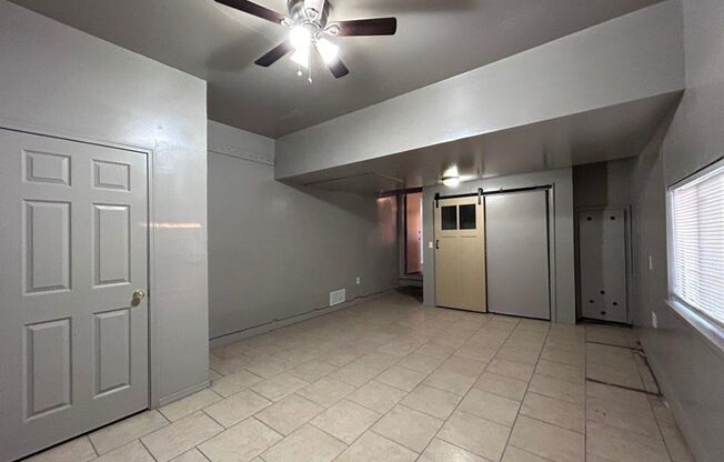 3 beds, 1 bath, $1,099