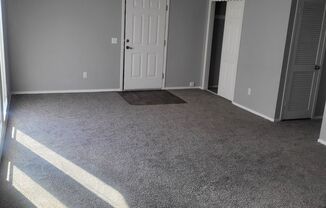 2 beds, 1 bath, 864 sqft, $845, Unit 1304