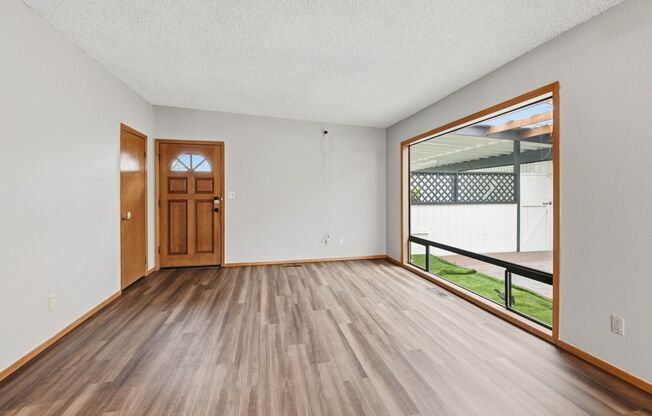 3Bd/1.75Ba Bellevue House