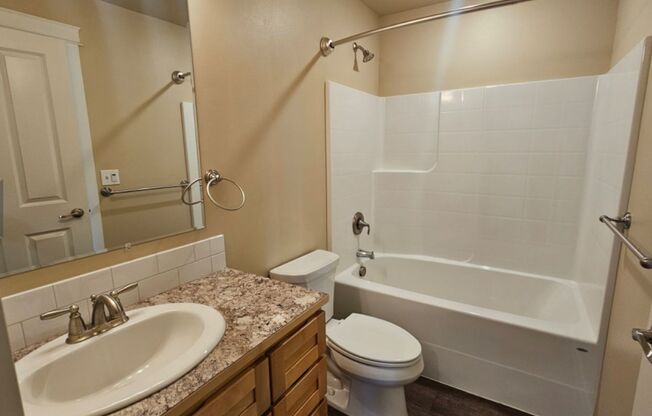 2 beds, 2 baths, $1,500, Unit #2