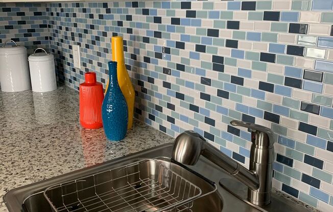 1 bed, 1 bath, 684 sqft, $900, Unit 2325-03