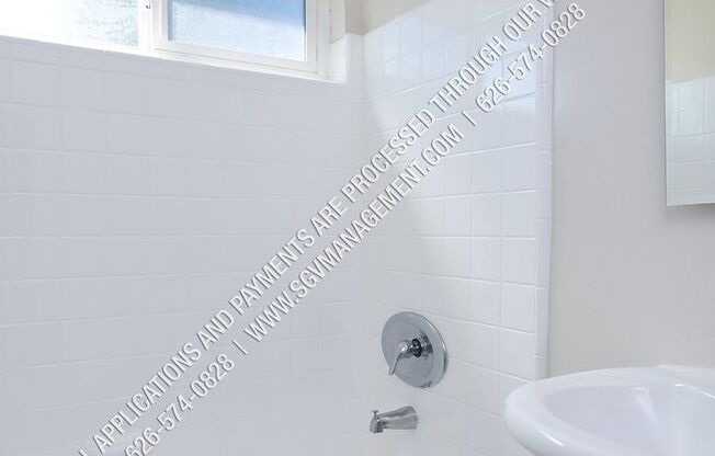Studio, 1 bath, 444 sqft, $1,525, Unit 21