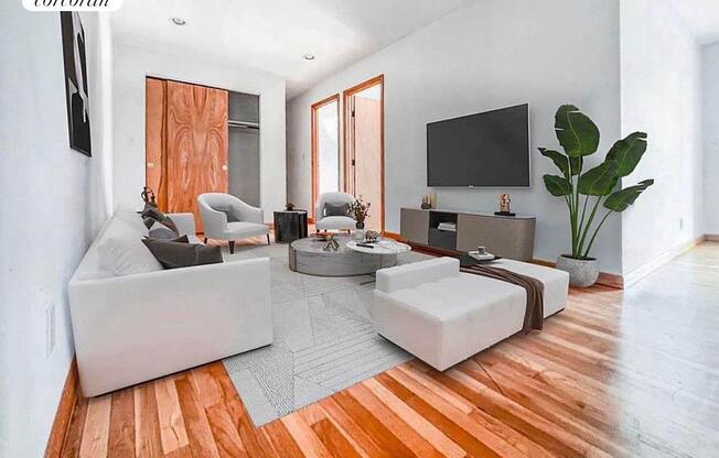 370 W 30th St 9E