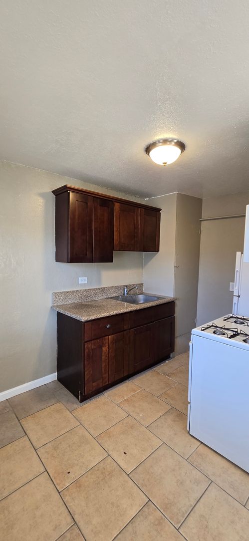 1 bed, 1 bath, $1,795, Unit 317