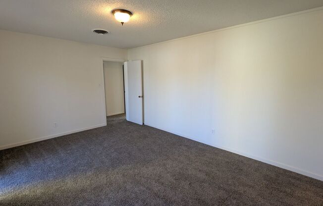 3 beds, 1 bath, $1,350