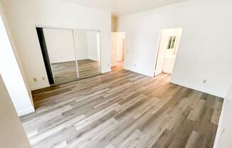 839 Grand Ave