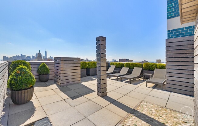 1 bed, 1 bath, $6,600, Unit 18A