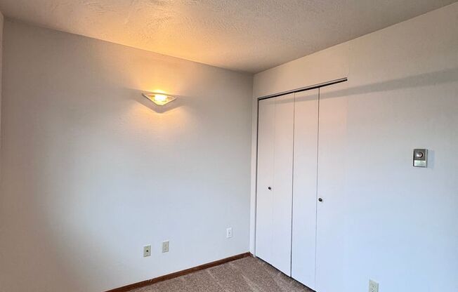4.2 - Morrison Arms + 5U Apts