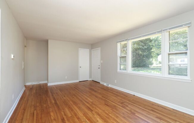 Newly renovated Ranch style 3 bedroom 1 bath home . Located near N. Graham St