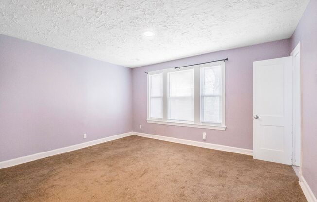 Cozy 1 BR/1 BA Apartment in Congress Heights!