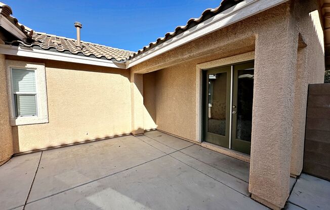 SINGLE STORY HOME WITH CASITA IN GATED COMMUNITY