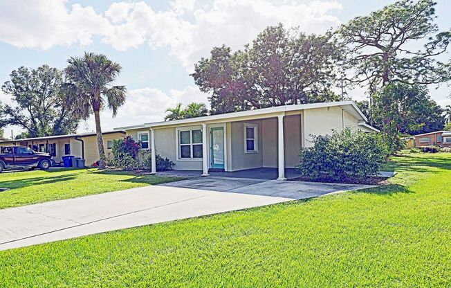 Charming Renovated Home on 1+ Acre Lot in North Fort Myers!