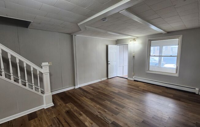 Renovated row home with back yard!