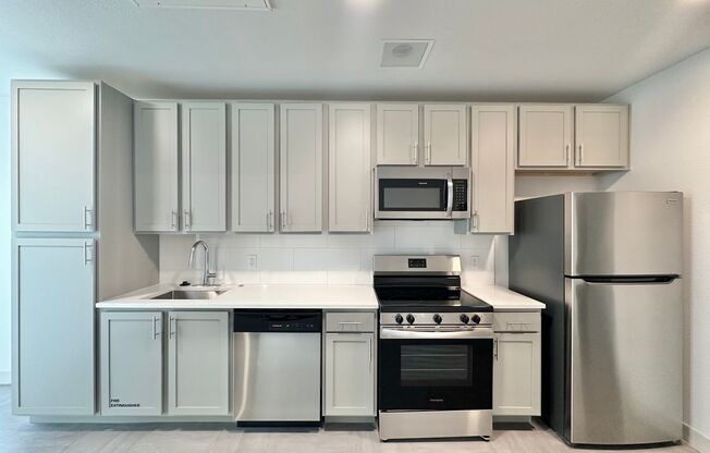 1 bed, 1 bath, 600 sqft, $1,950, Unit One Bedroom Penthouse