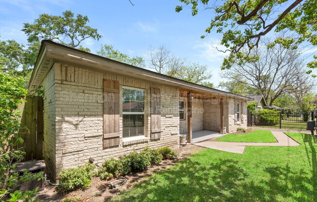 709 E 41 ST