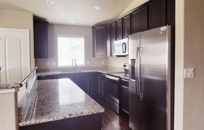 4 Bed 3 Bath 3 Car Garage for Rent in Lorson Ranch!!