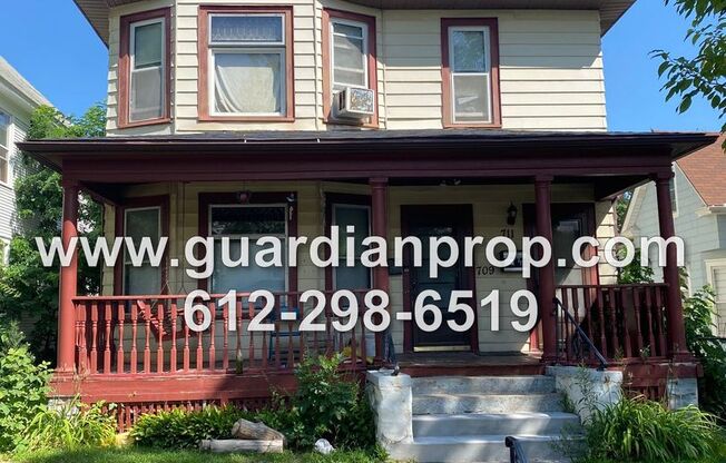709-711 Jessamine Ave E
