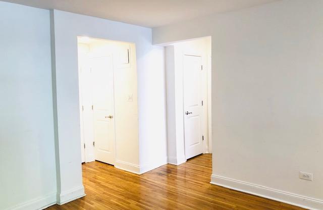 2 beds, 1 bath, $2,652, Unit 2J