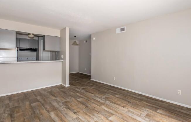 2 beds, 2 baths, 640 sqft, $1,025