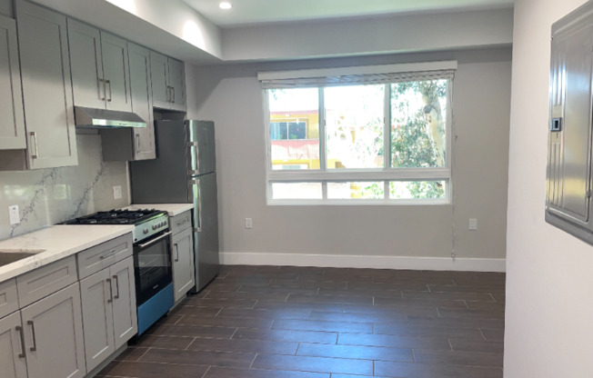 10231 Woodbine St 101