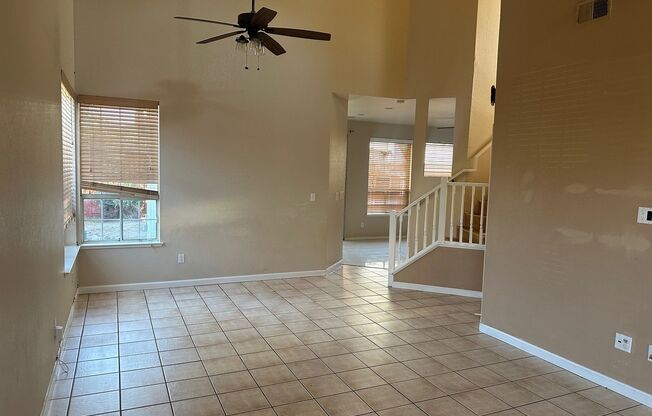 3 beds, 2.5 baths, $2,600