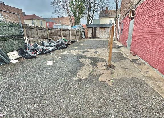 4519 CHURCH AVE