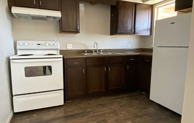 2 beds, 1 bath, 855 sqft, $810, Unit 2808-114