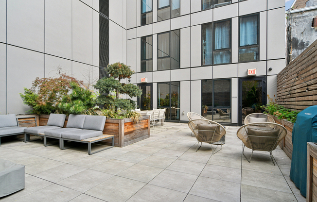 1 bed, 1 bath, 500 sqft, $5,100, Unit 4B