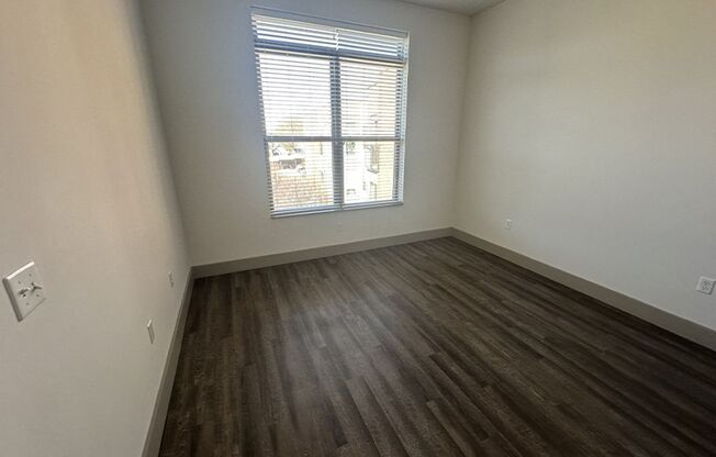 2 beds, 2 baths, 1,050 sqft, $2,095, Unit 3250-104