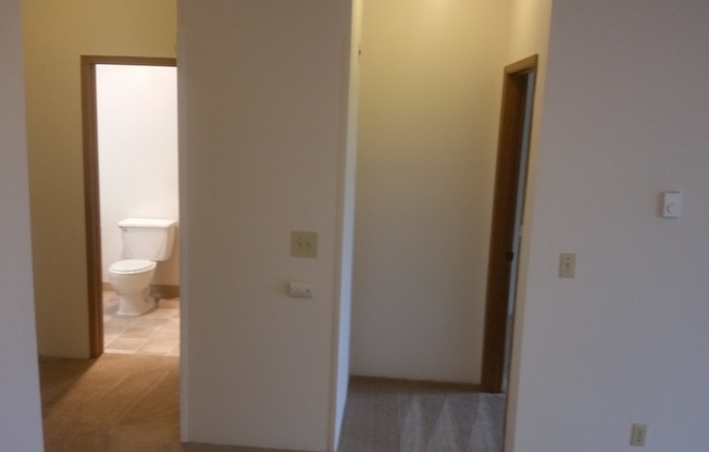 1 bed, 1 bath, 580 sqft, $1,699, Unit 404