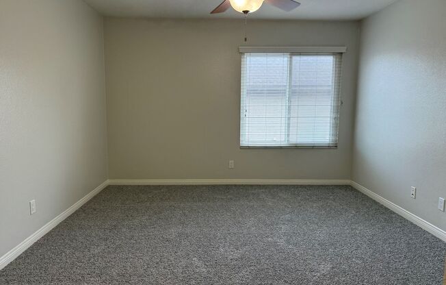 1 bed, 1 bath, 736 sqft, $2,160, Unit C059