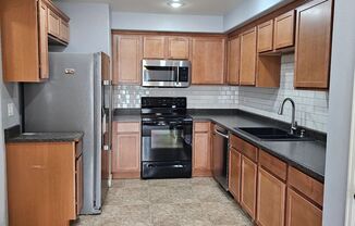 3 beds, 2.5 baths, $2,100