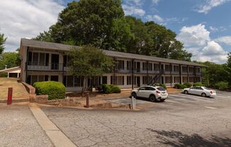 Affordable 1 bedroom units just 1 mile from UGA campus!