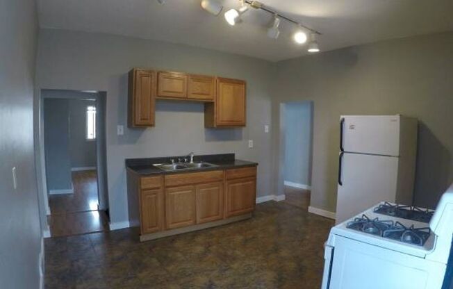 2 Bedroom Single Family Mt Washington!