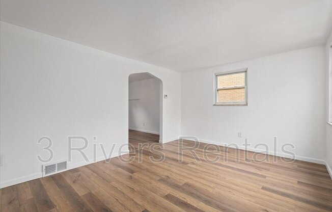 1419 DAGMAR AVE