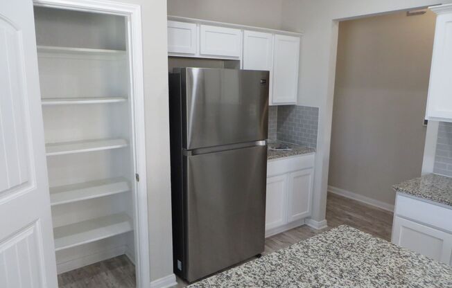 3 bedroom 2 bath in the La Conterra neighborhood