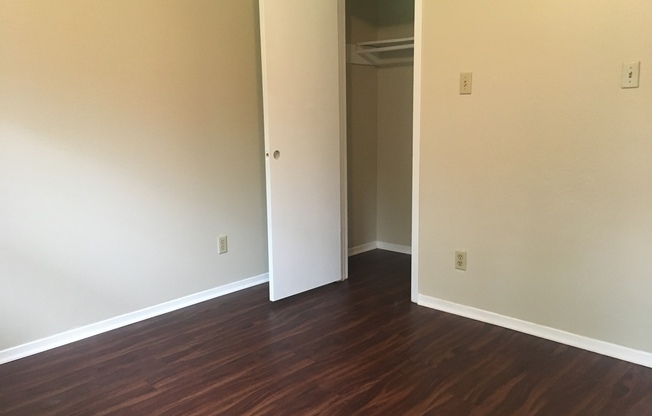 3 beds, 2 baths, $1,600