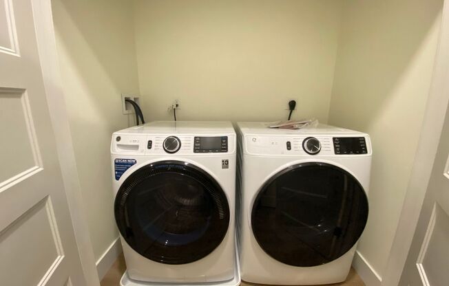 1 bed, 1 bath, 931 sqft, $2,566, Unit 224