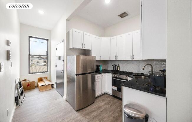 951 WYCKOFF AVE