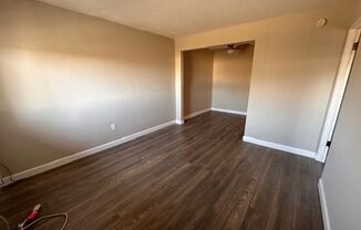 3704-6 Greenwood Blvd