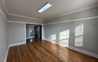 3908 West Roscoe St.