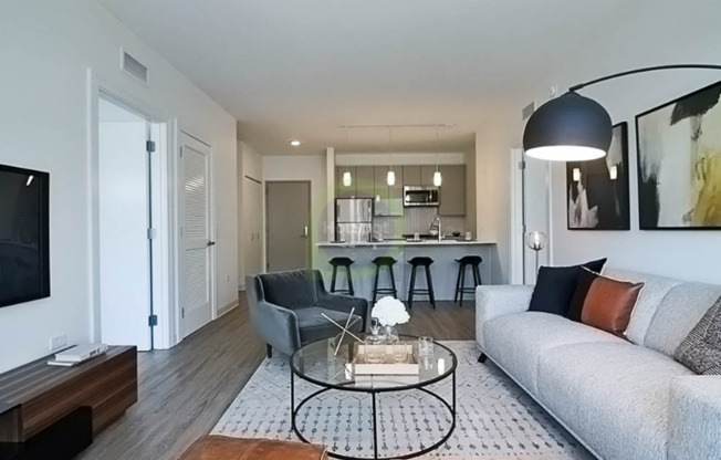 803 W VAN BUREN